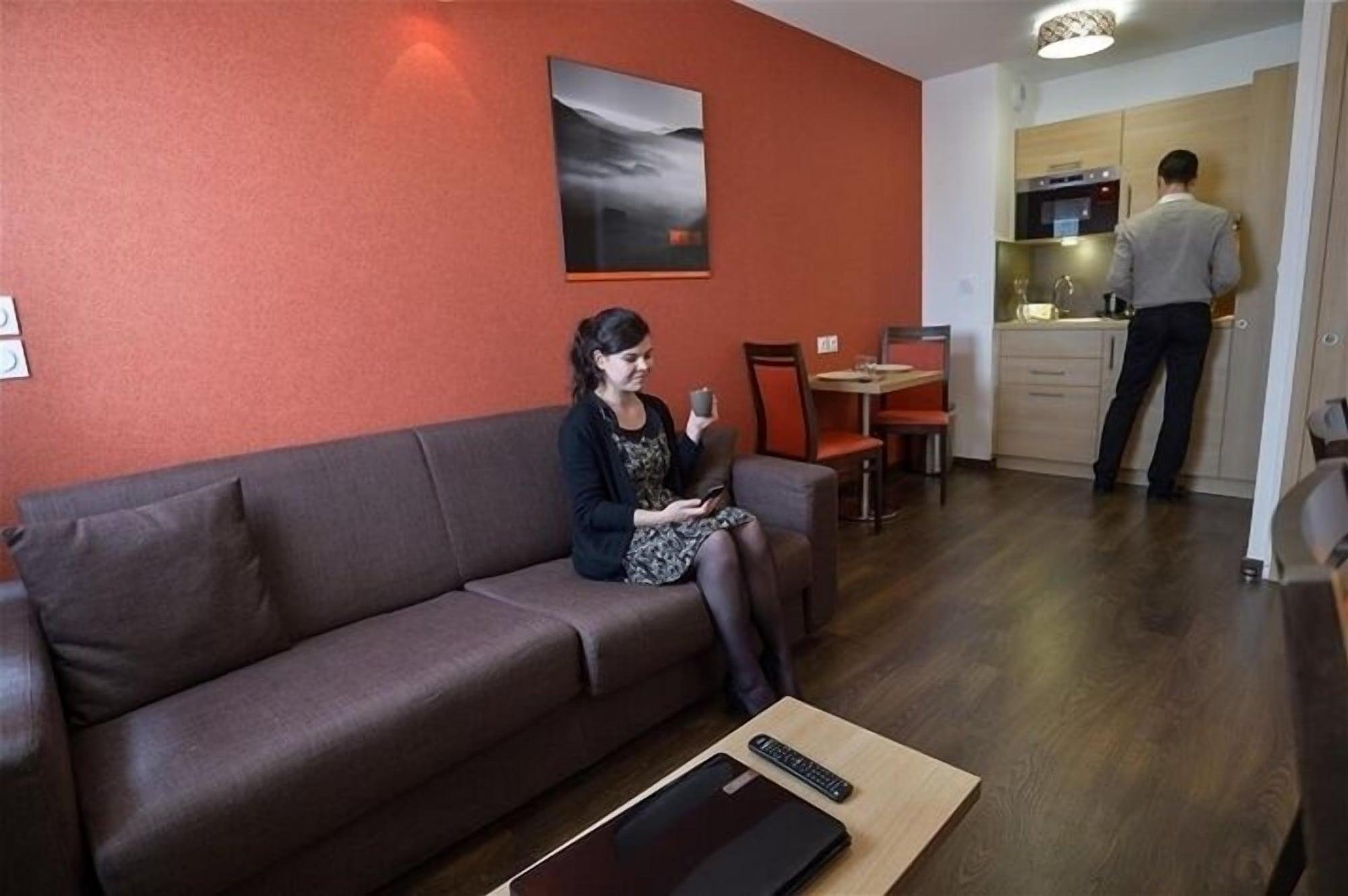 Apparthotel Privilodges Carré de Jaude Clermont-Ferrand Exterior foto