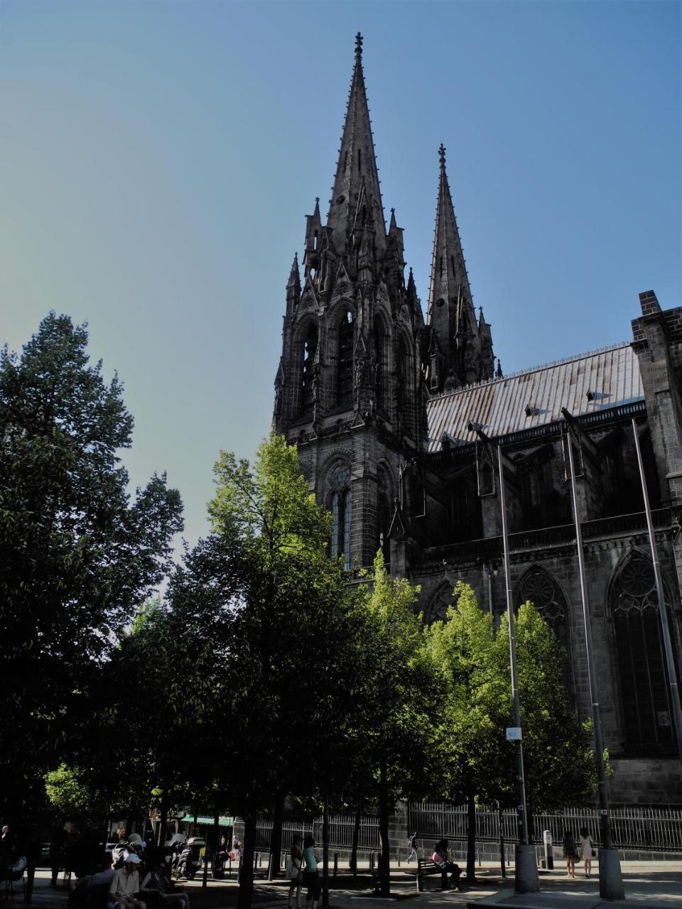 Apparthotel Privilodges Carré de Jaude Clermont-Ferrand Exterior foto
